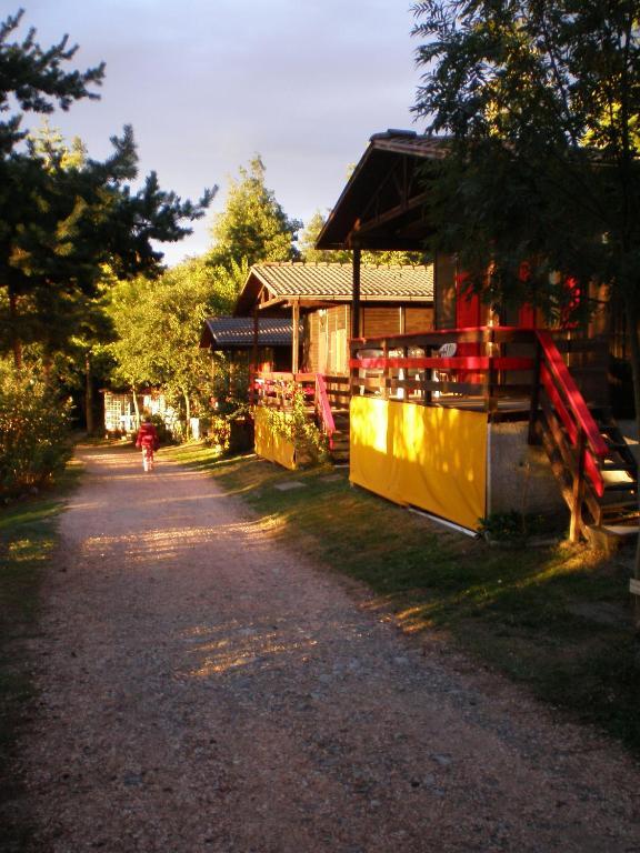 Отель Ecochiocciola Montese Номер фото
